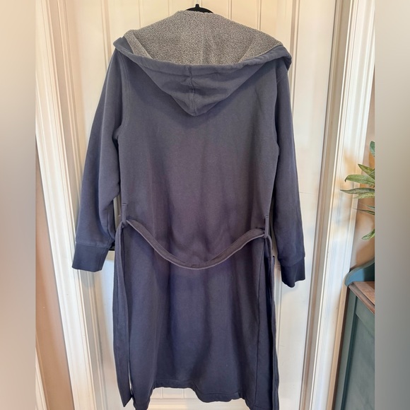 L.L.BEAN Rugby Robe In Navy/ Charcoal Sz S - Picture 3 of 10